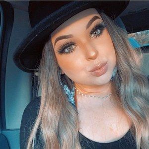 Meet your Posher, Ally